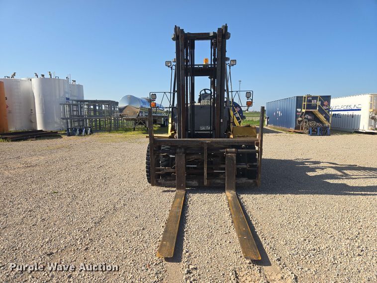 image for item EW8534 Caterpillar P17500 forklift