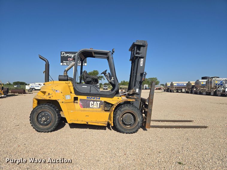 image for item EW8534 Caterpillar P17500 forklift