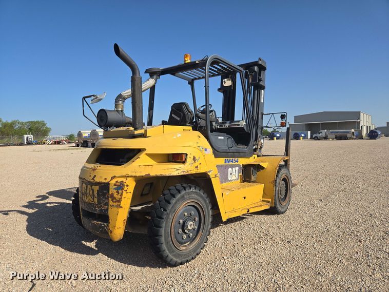 image for item EW8534 Caterpillar P17500 forklift