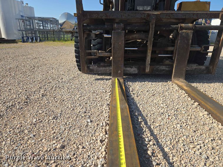 image for item EW8534 Caterpillar P17500 forklift
