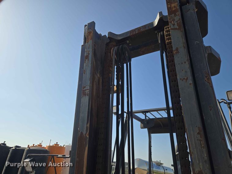 image for item EW8534 Caterpillar P17500 forklift