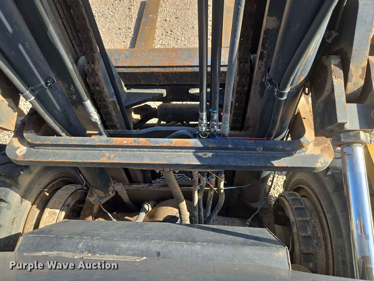 image for item EW8534 Caterpillar P17500 forklift