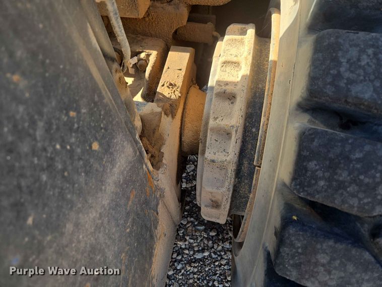 image for item EW8534 Caterpillar P17500 forklift