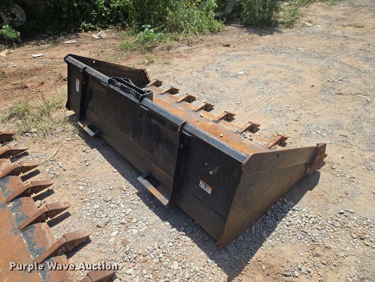 image for item EW8535 skid steer bucket