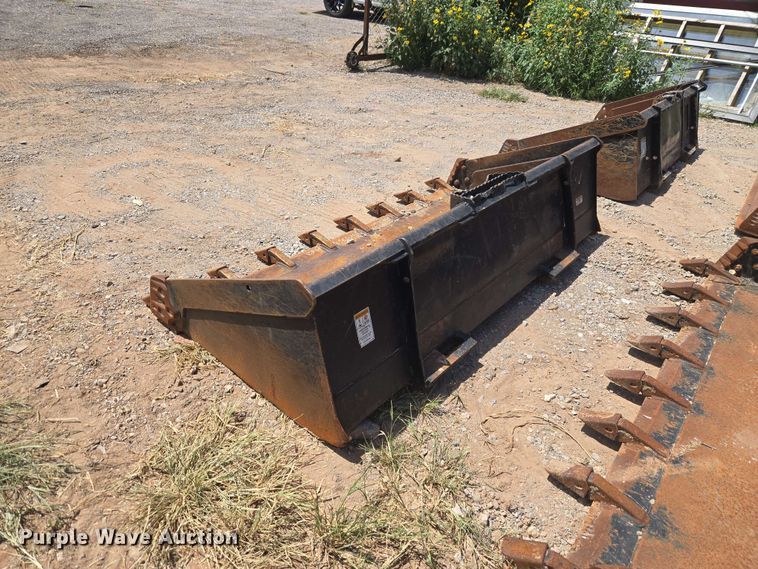 image for item EW8535 skid steer bucket