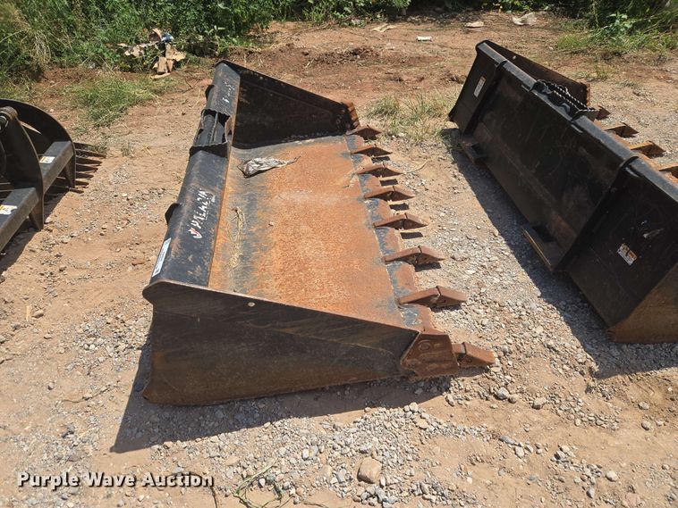 image for item EW8537 Paladin skid steer bucket