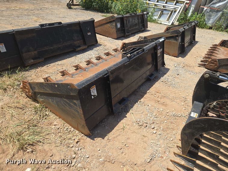 image for item EW8537 Paladin skid steer bucket