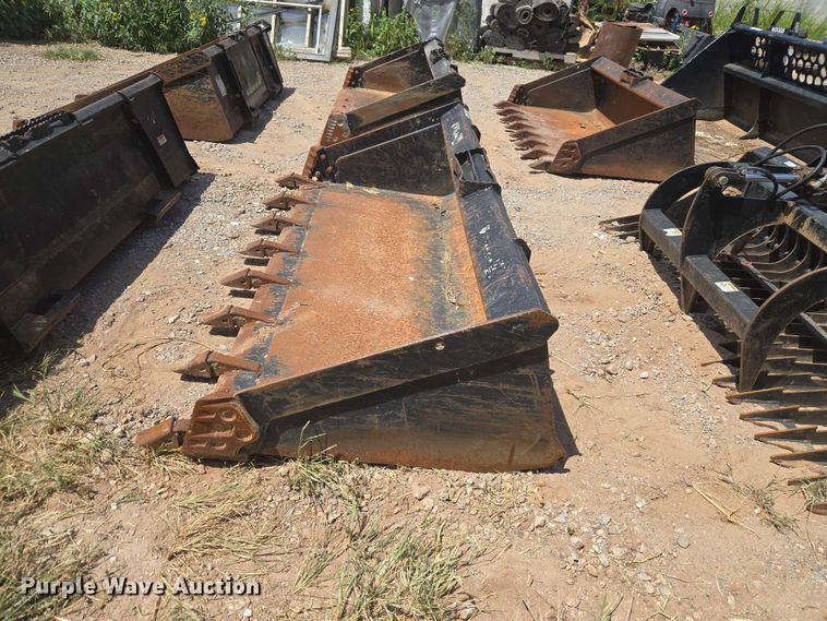 image for item EW8537 Paladin skid steer bucket