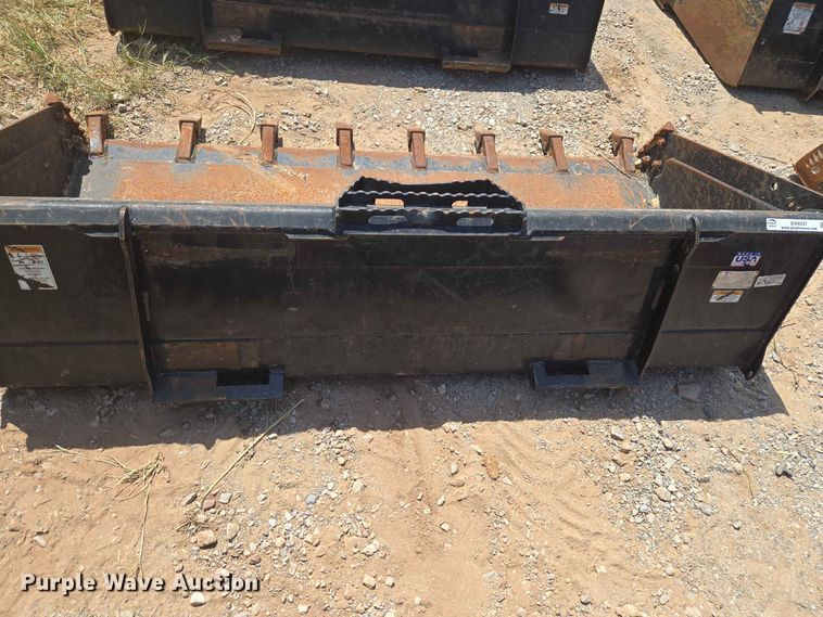 image for item EW8537 Paladin skid steer bucket