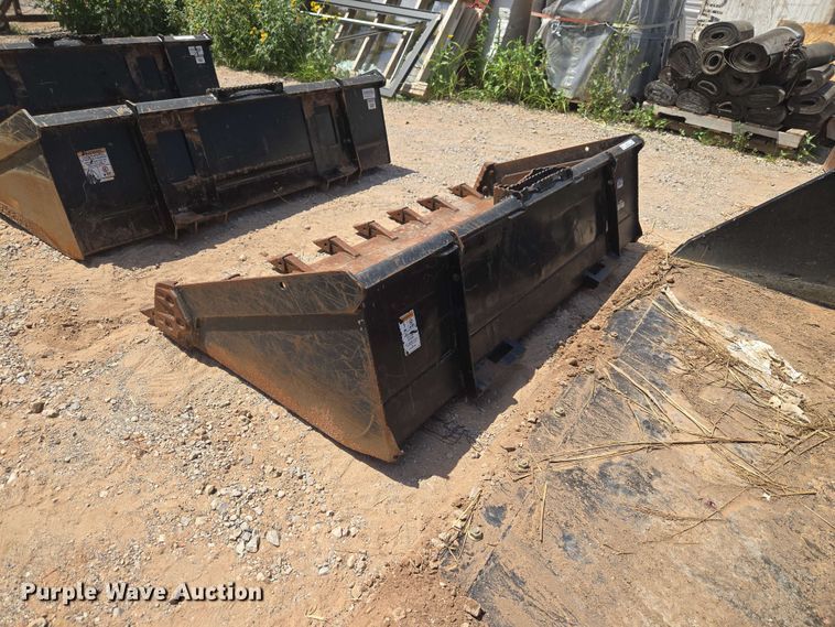image for item EW8539 skid steer bucket