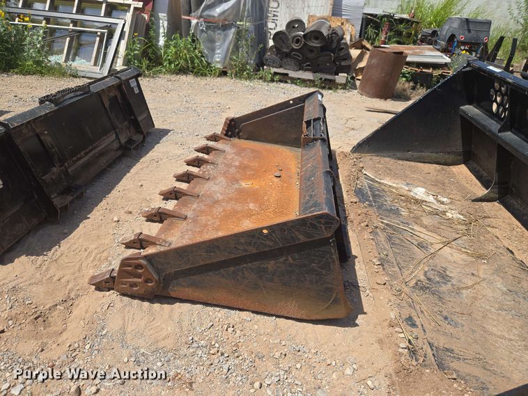image for item EW8539 skid steer bucket
