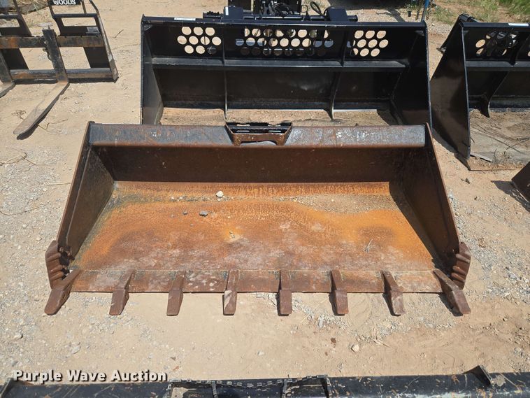 image for item EW8539 skid steer bucket