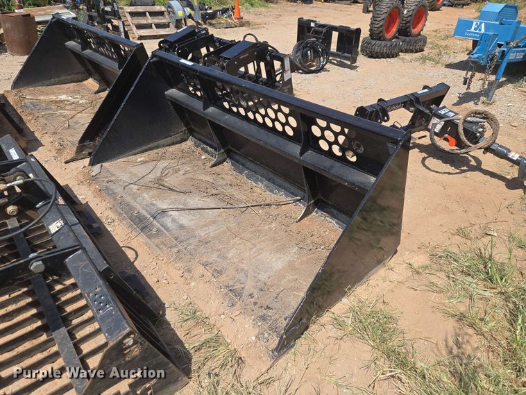 image for item EW8541 Kubota LM2584 skid steer bucket
