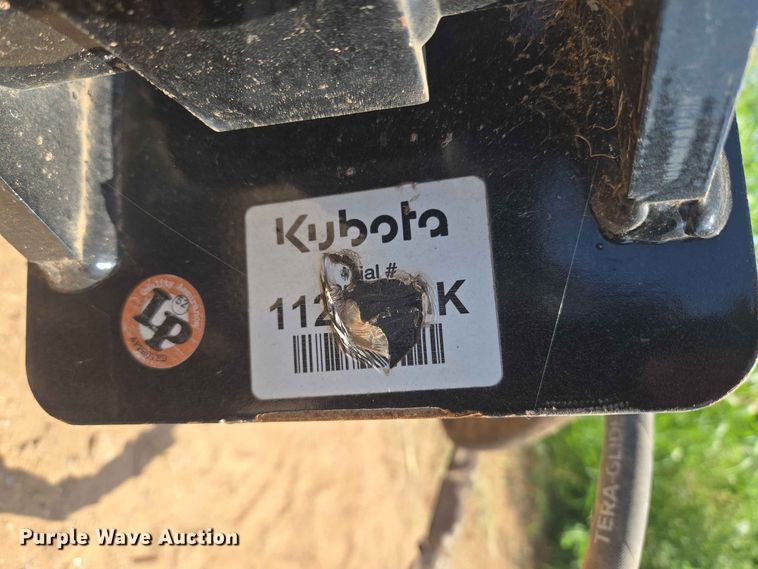 image for item EW8542 Kubota SA20 skid steer auger