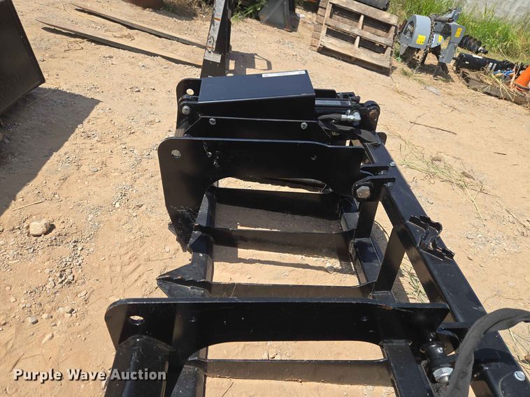 image for item EW8543 Worksaver ETG-26 Two grapple skid steer grapple bucket