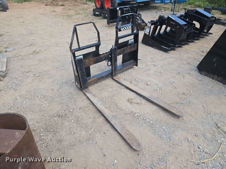 image for item EW8544 Woods PFW4448S skid steer forks