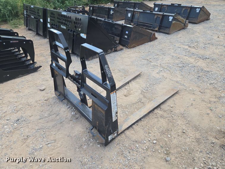 image for item EW8544 Woods PFW4448S skid steer forks
