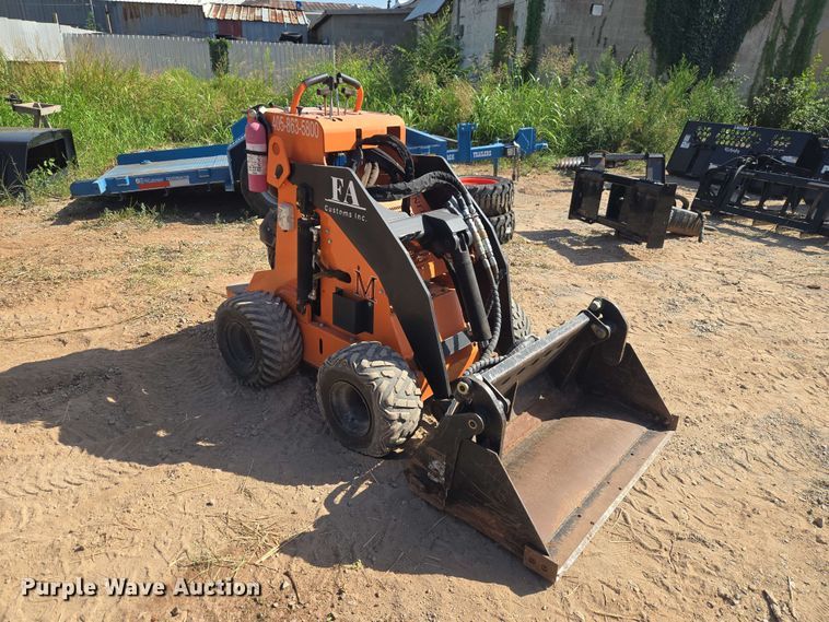 image for item EW8550 2020 McLaughlin Bush Ranger H compact utility loader