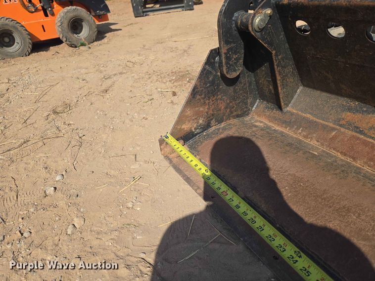 image for item EW8550 2020 McLaughlin Bush Ranger H compact utility loader