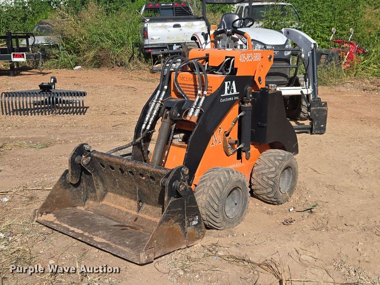 2020 McLaughlin Outalw D compact utility loader