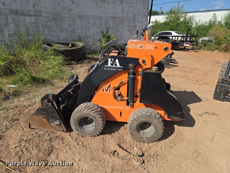 image for item EW8551 2020 McLaughlin Outalw D compact utility loader
