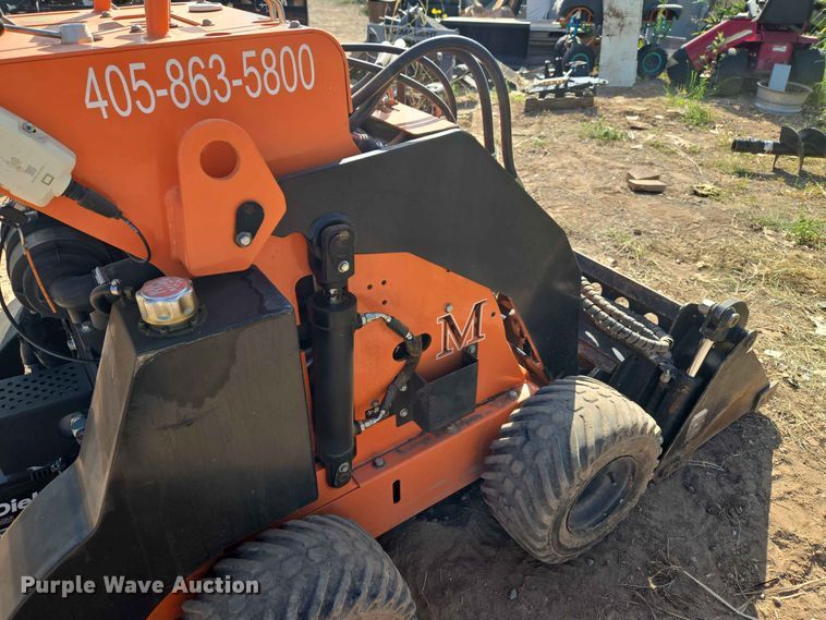 image for item EW8551 2020 McLaughlin Outalw D compact utility loader