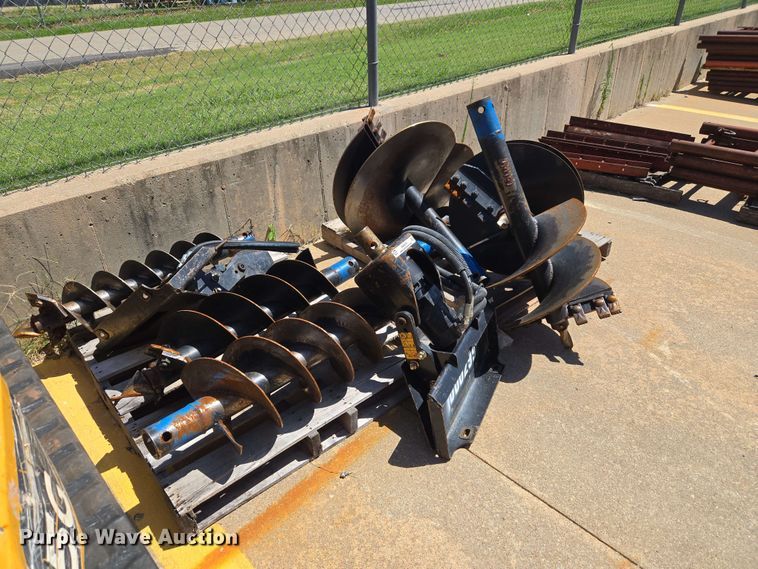 image for item EW8575 Compact utility loader augers