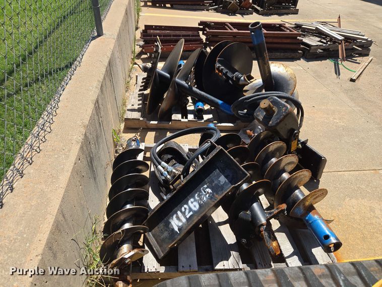 image for item EW8575 Compact utility loader augers