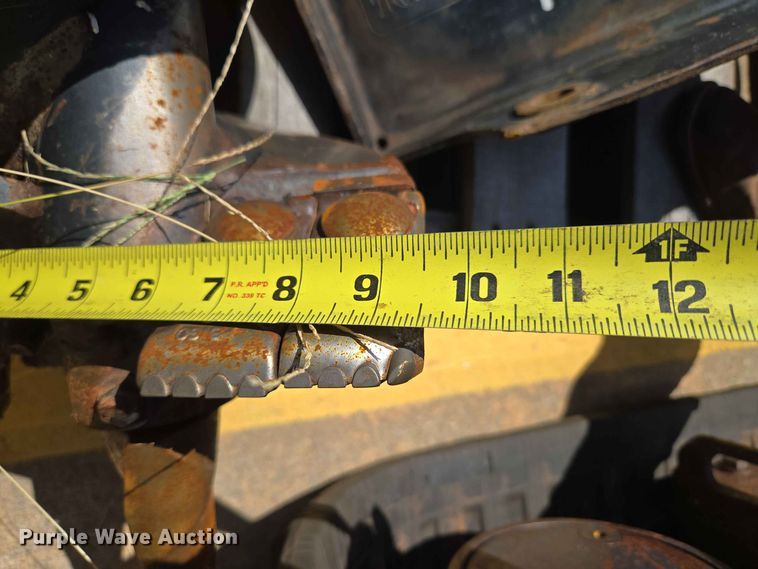 image for item EW8575 Compact utility loader augers