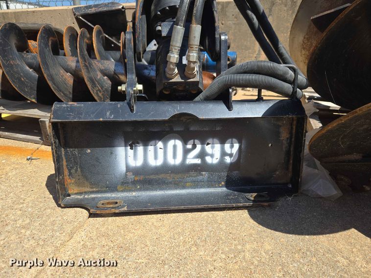 image for item EW8575 Compact utility loader augers