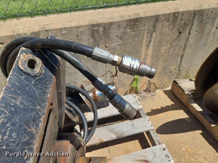 image for item EW8575 Compact utility loader augers