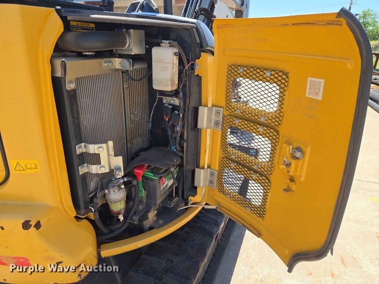 image for item EW8576 2020 John Deere 35G mini excavator
