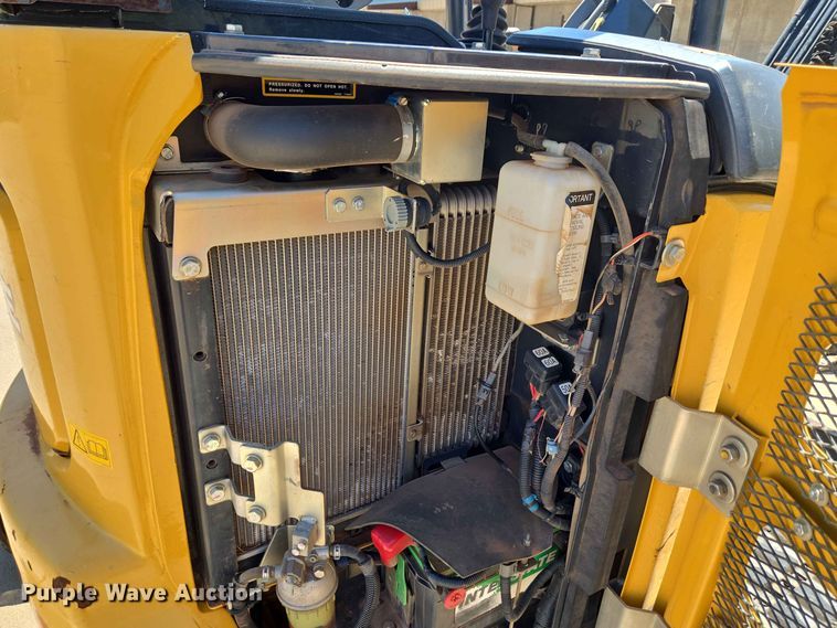 image for item EW8576 2020 John Deere 35G mini excavator