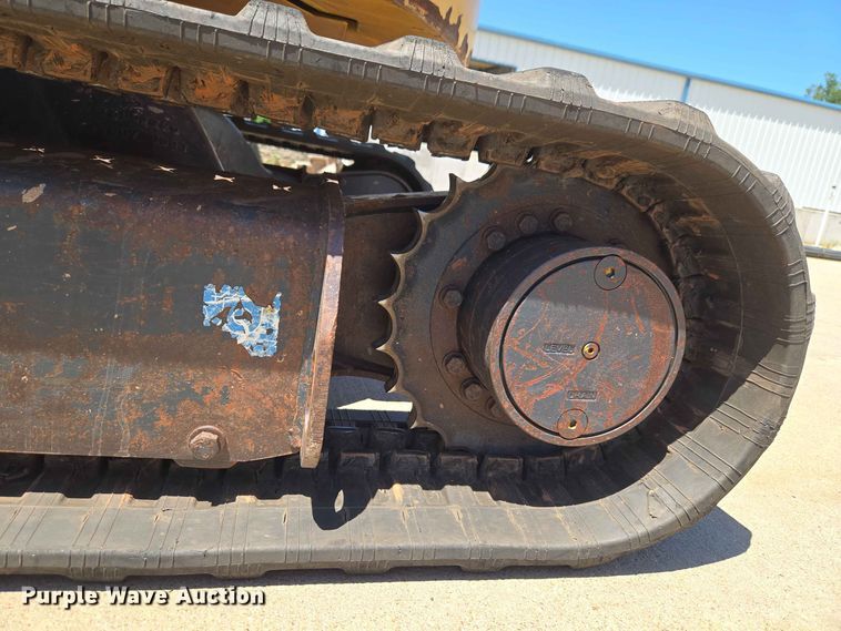 image for item EW8576 2020 John Deere 35G mini excavator
