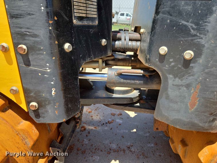 image for item EW8577 2018 AMMANN RAMMEX 1575 trench compactor