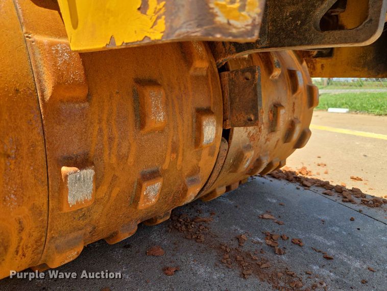 image for item EW8577 2018 AMMANN RAMMEX 1575 trench compactor