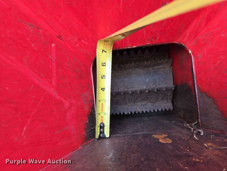image for item EW8579 2020 BERRETO 3107C wood chipper