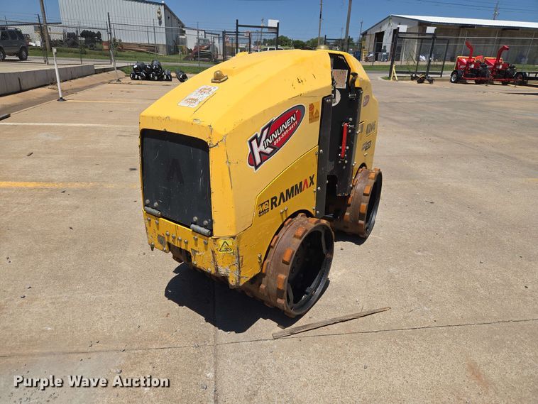 image for item EW8580 2018 AMMANN RAMMAX 1575 trench compactor