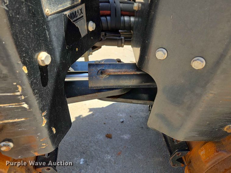 image for item EW8580 2018 AMMANN RAMMAX 1575 trench compactor