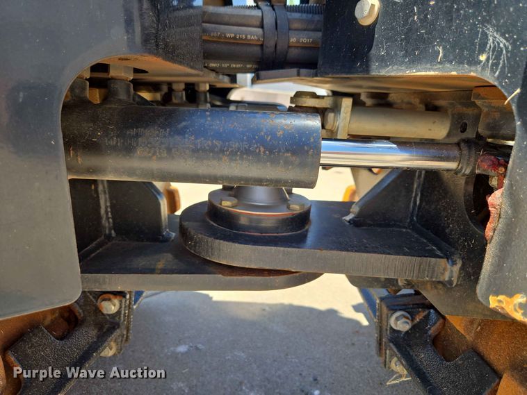 image for item EW8580 2018 AMMANN RAMMAX 1575 trench compactor