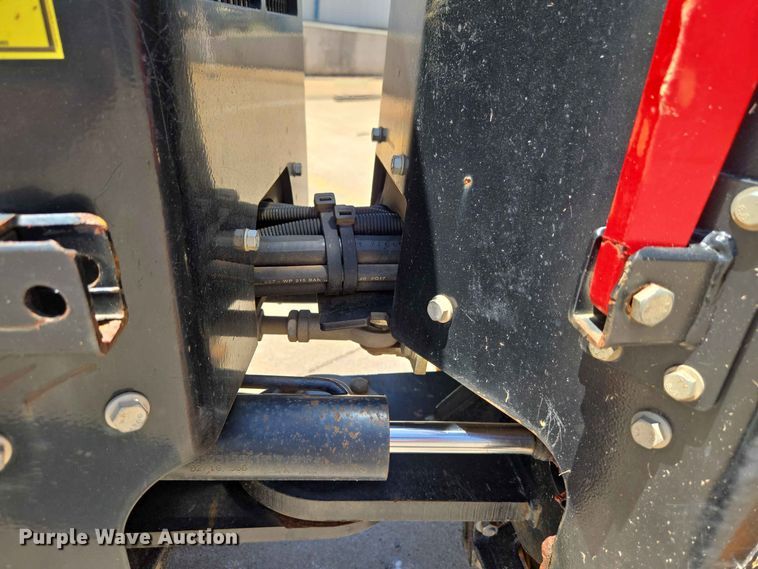 image for item EW8580 2018 AMMANN RAMMAX 1575 trench compactor