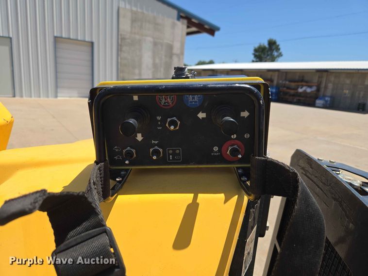 image for item EW8580 2018 AMMANN RAMMAX 1575 trench compactor