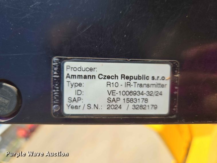 image for item EW8580 2018 AMMANN RAMMAX 1575 trench compactor