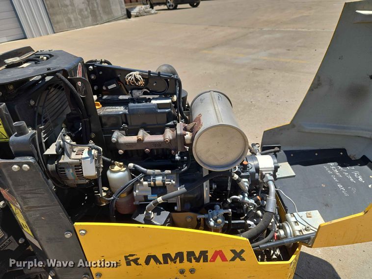 image for item EW8580 2018 AMMANN RAMMAX 1575 trench compactor