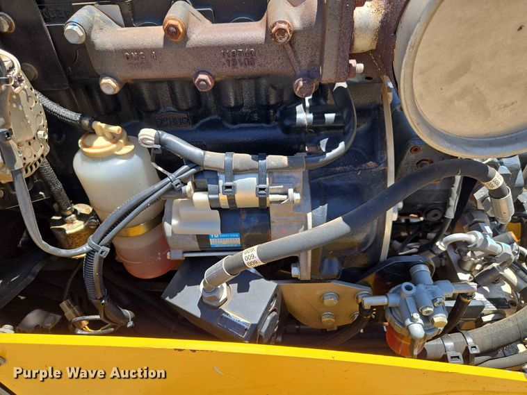 image for item EW8580 2018 AMMANN RAMMAX 1575 trench compactor