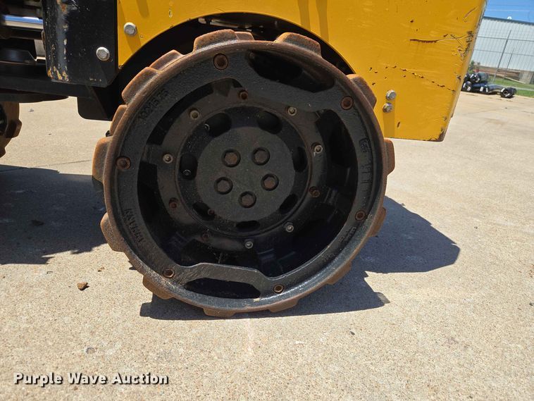 image for item EW8580 2018 AMMANN RAMMAX 1575 trench compactor