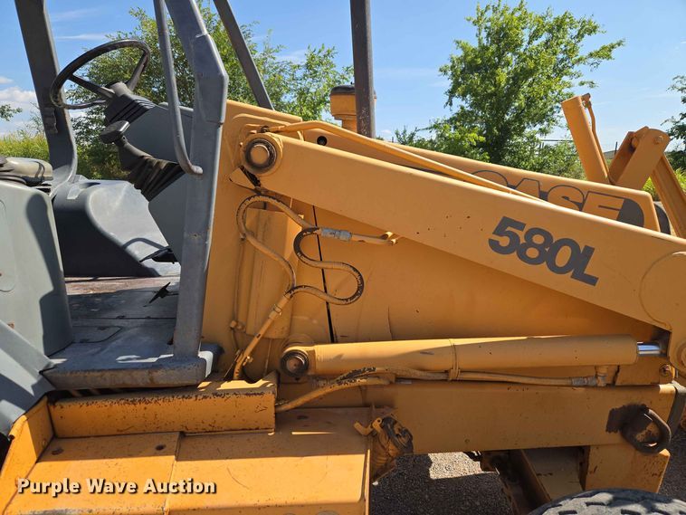 image for item EW8604 1995 Case 580L backhoe