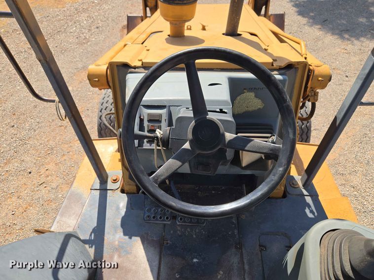 image for item EW8604 1995 Case 580L backhoe