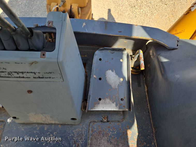 image for item EW8604 1995 Case 580L backhoe