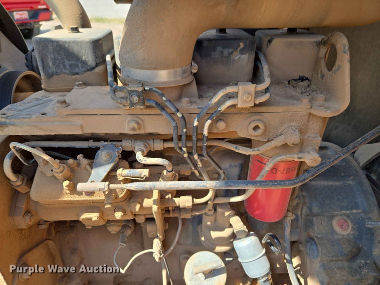 image for item EW8604 1995 Case 580L backhoe